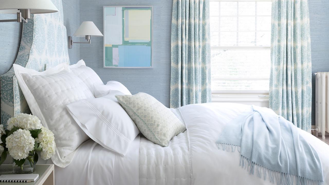33 Main Hotel Lenox Bagian luar foto